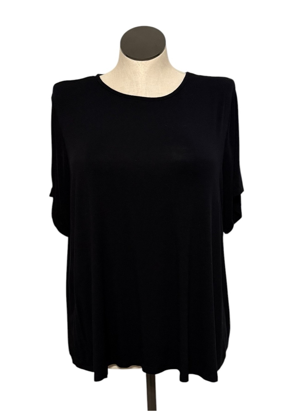 Old Navy Black Short Sleeve Scoop Neck Tee